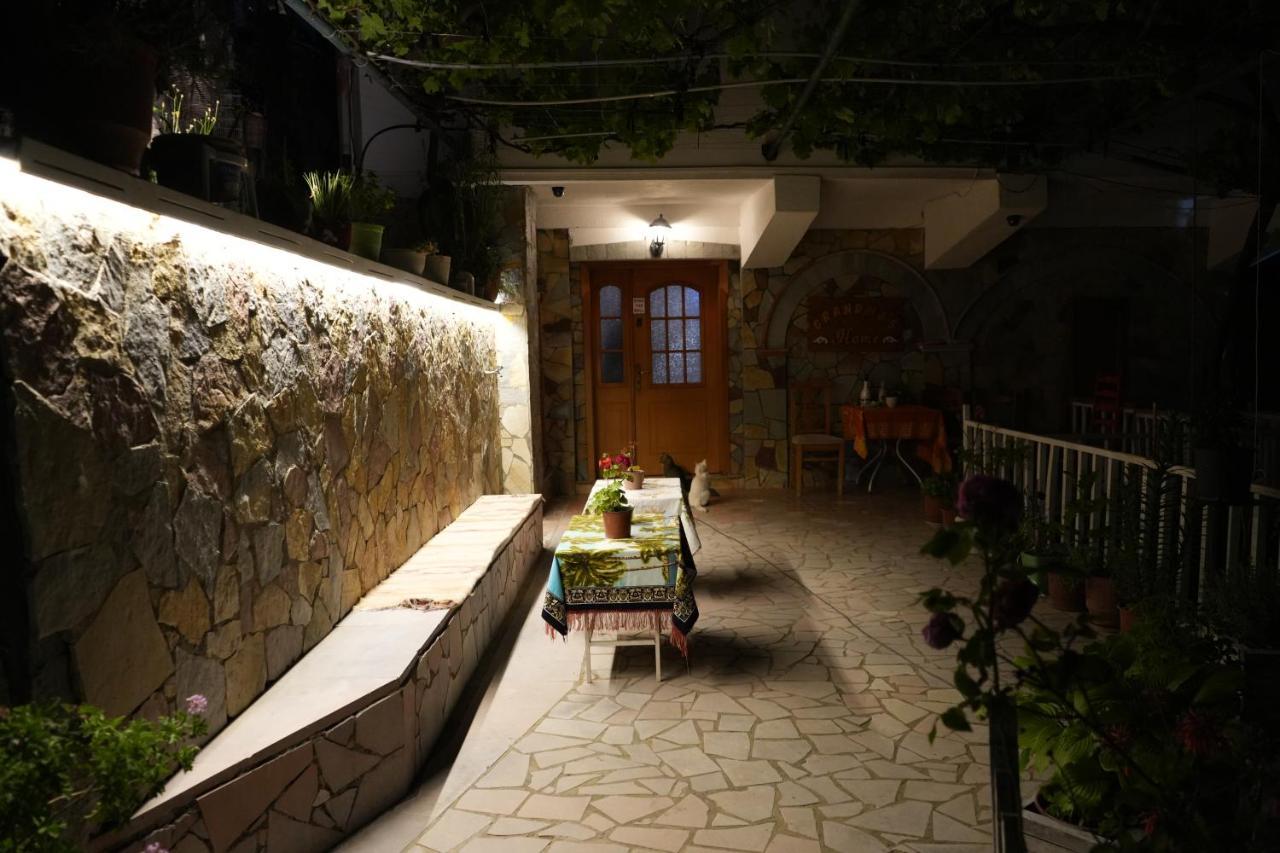 Grandma'S Home Gjirokastra Kültér fotó